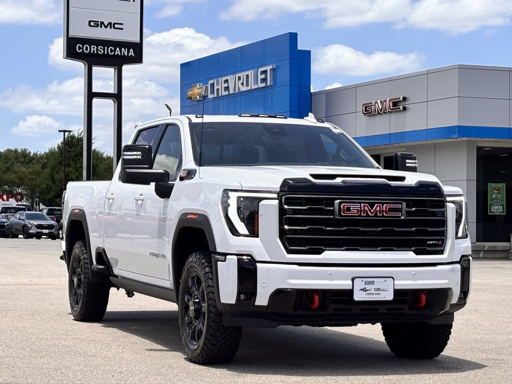 2026 GMC Sierra 2500HD AT4 - Photo 2
