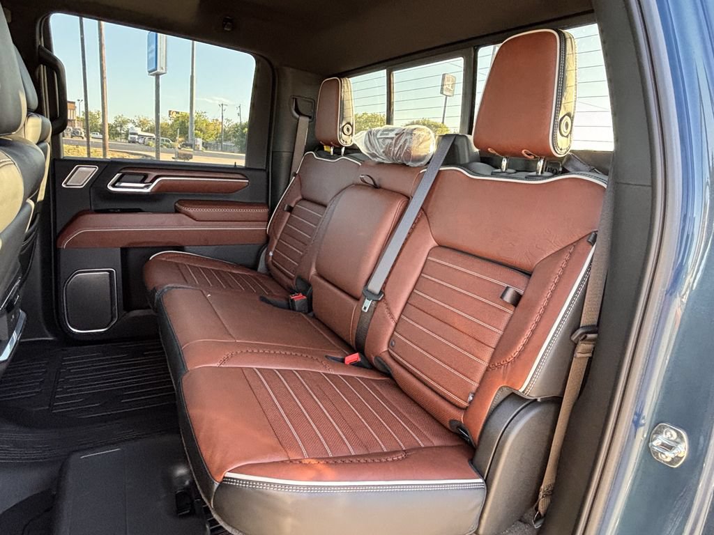 2026 GMC Sierra 2500HD Denali Ultimate - Photo 22