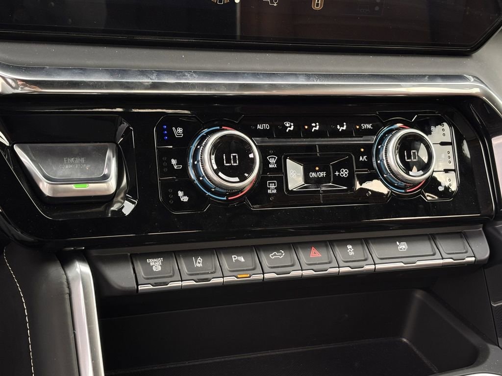 2026 GMC Sierra 3500HD Denali Ultimate - Photo 17