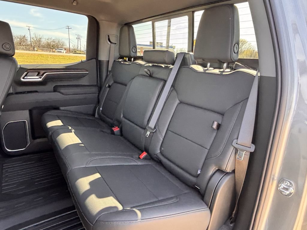 2026 GMC Sierra 1500 SLT - Photo 24
