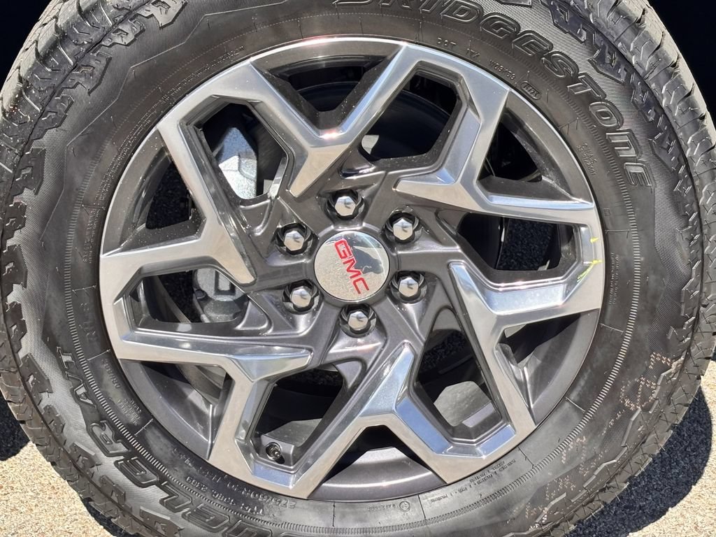 2026 GMC Sierra 1500 SLT - Photo 8