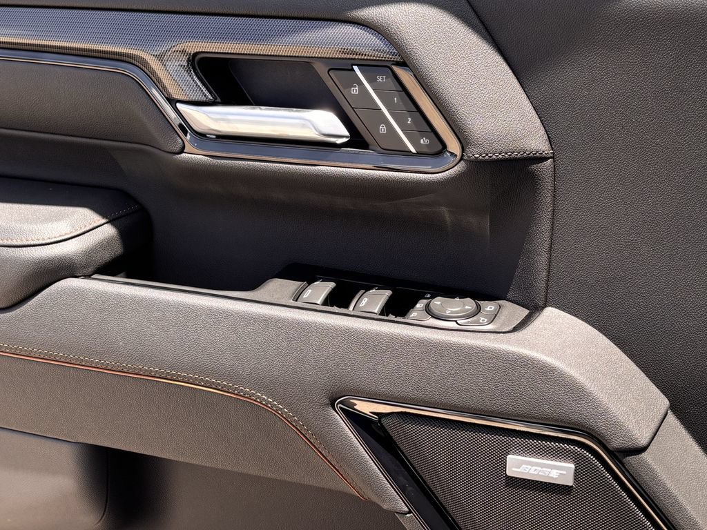 2026 GMC Sierra 2500HD AT4 - Photo 17