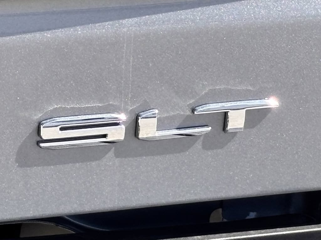 2026 GMC Sierra 1500 SLT - Photo 7