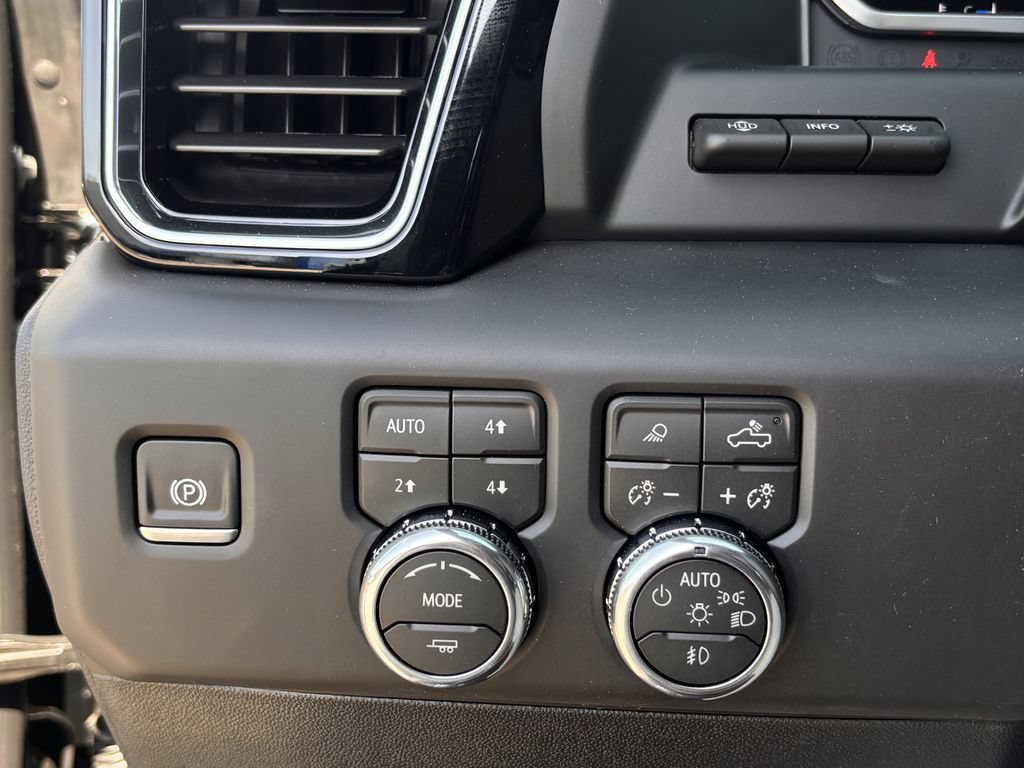 2026 GMC Sierra 2500HD Denali Ultimate - Photo 19