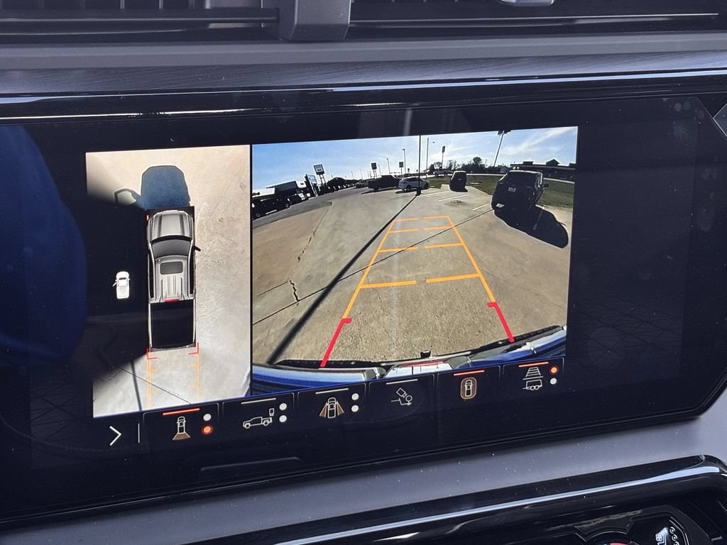 2026 GMC Sierra 1500 AT4X - Photo 16