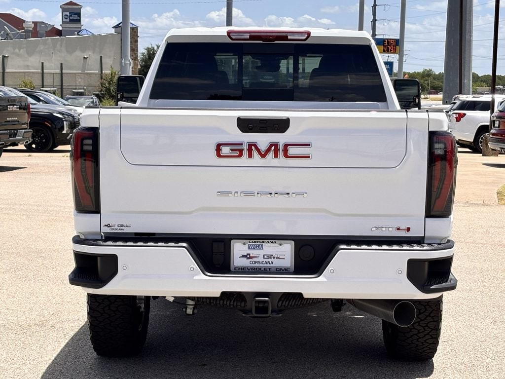 2026 GMC Sierra 2500HD AT4 - Photo 8