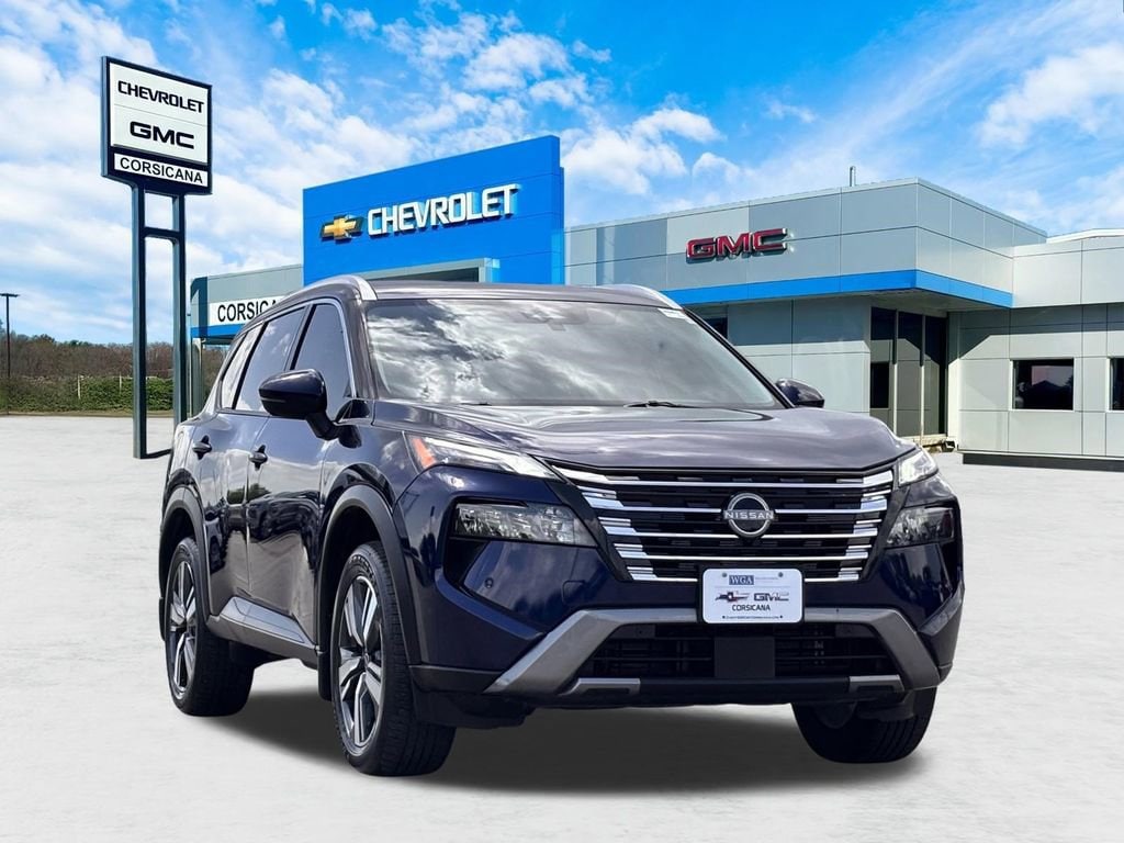 Used 2025 Nissan Rogue SL FWD SUV
