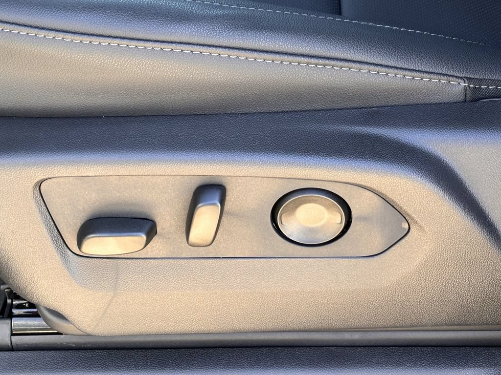 2026 GMC Sierra 1500 SLT - Photo 24
