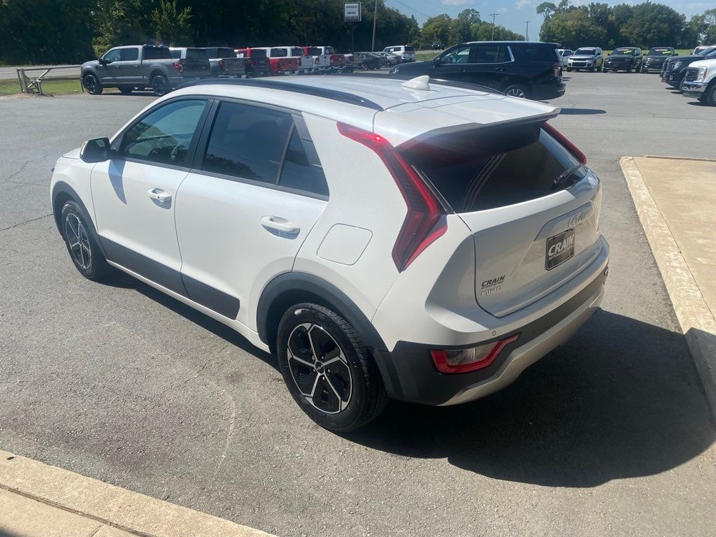 Used 2023 Kia Niro EX SUV