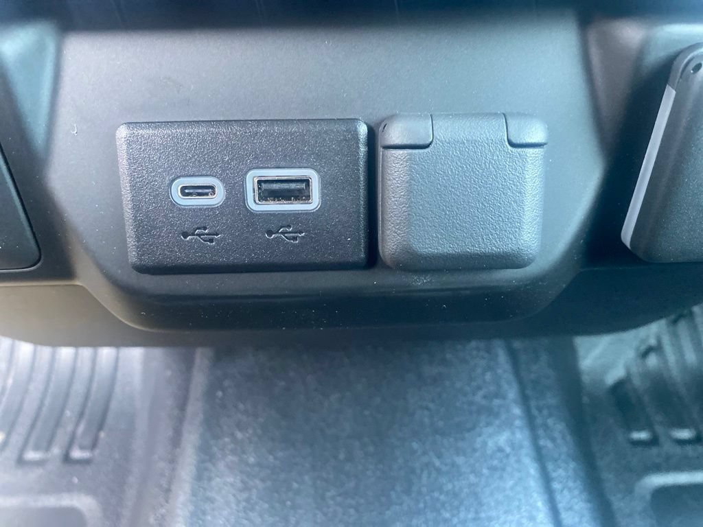 2026 GMC Sierra 1500 Pro - Photo 13