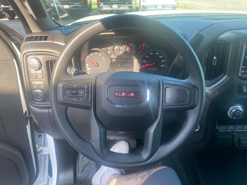 2026 GMC Sierra 1500 Pro - Photo 9