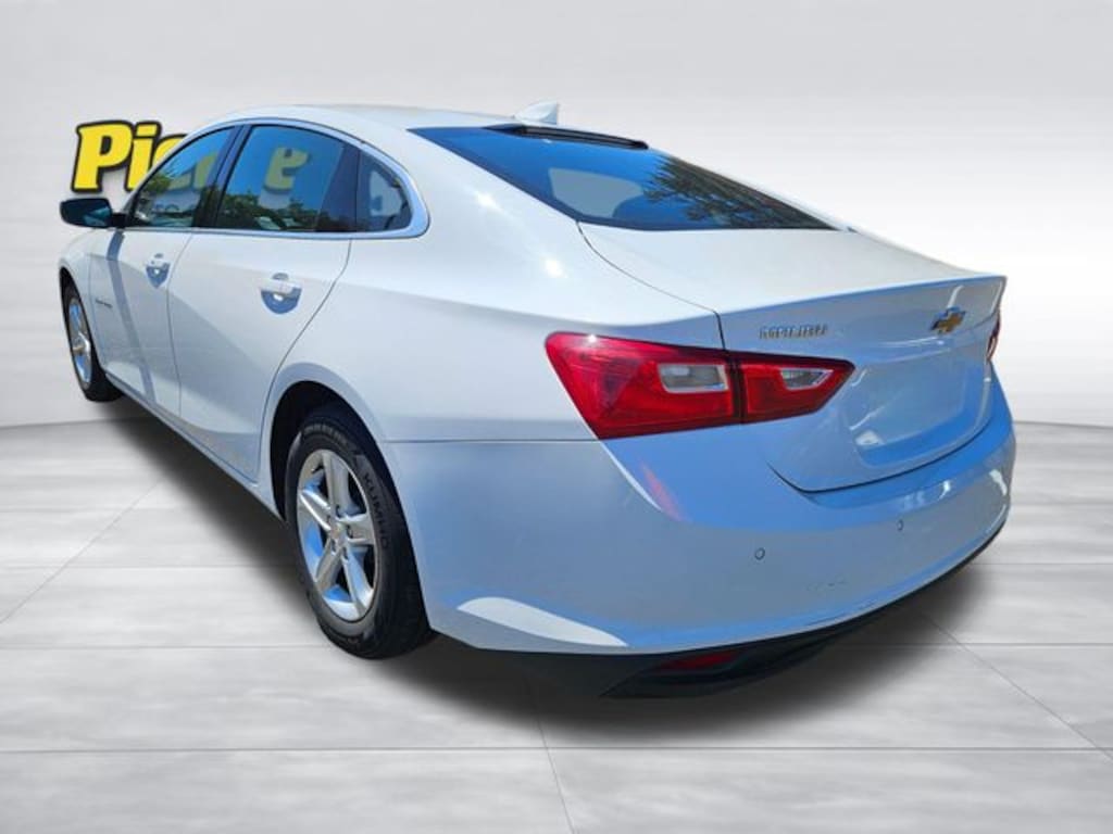 Used 2024 Chevrolet Malibu LT Sedan