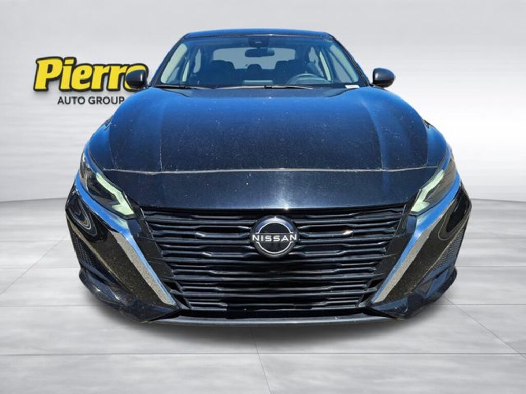 Used 2024 Nissan Altima 2.5 SV Sedan