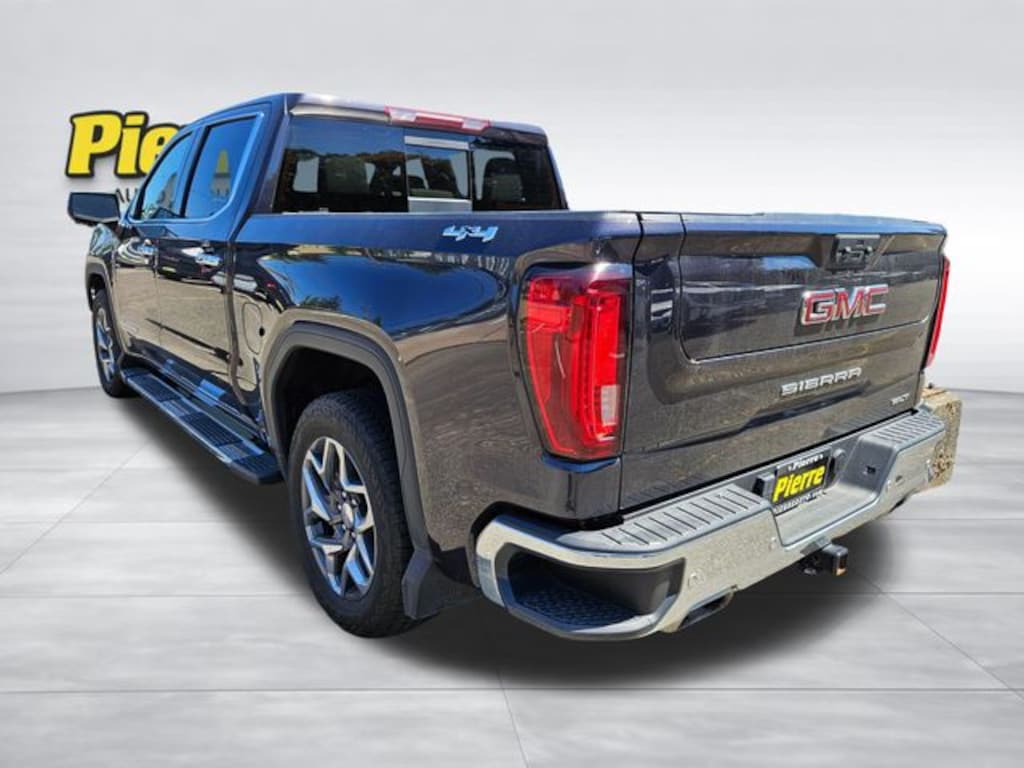 Used 2022 GMC Sierra 1500 SLT Truck Crew Cab