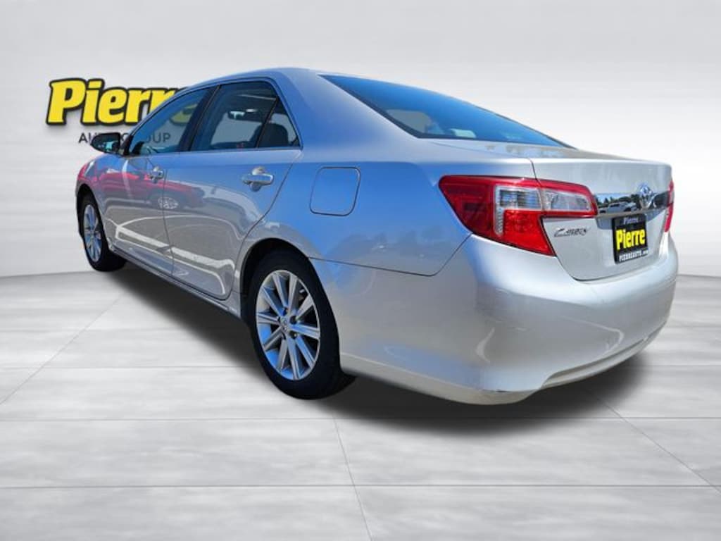 Used 2012 Toyota Camry XLE Sedan