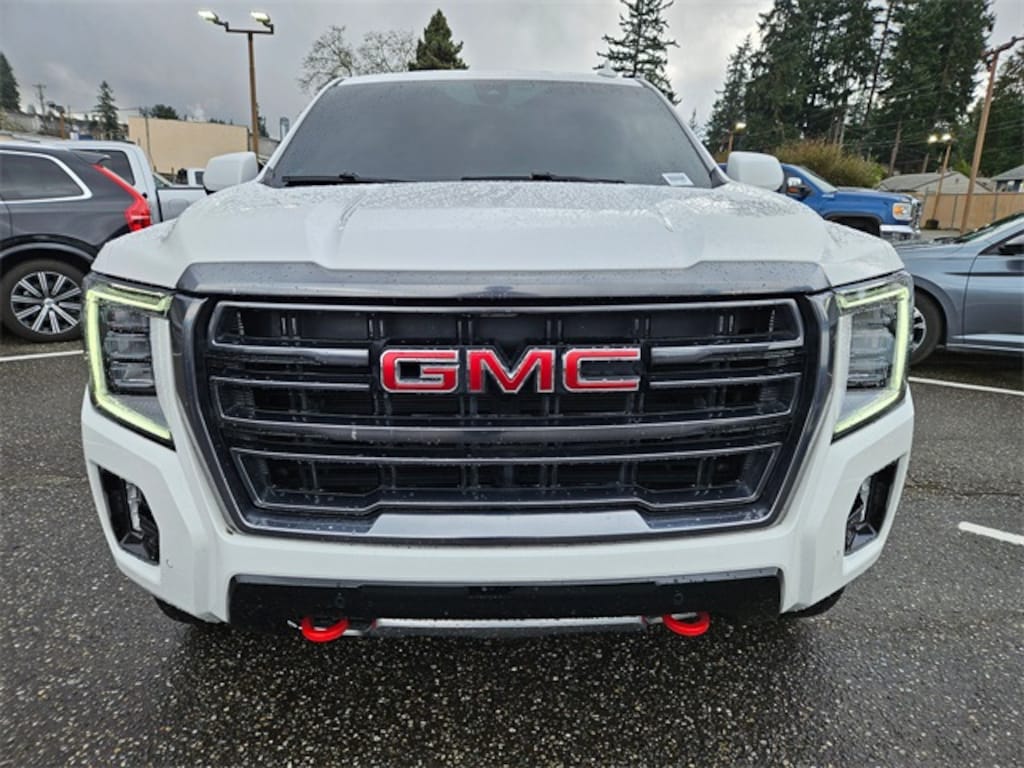 Used 2021 GMC Yukon XL AT4 SUV