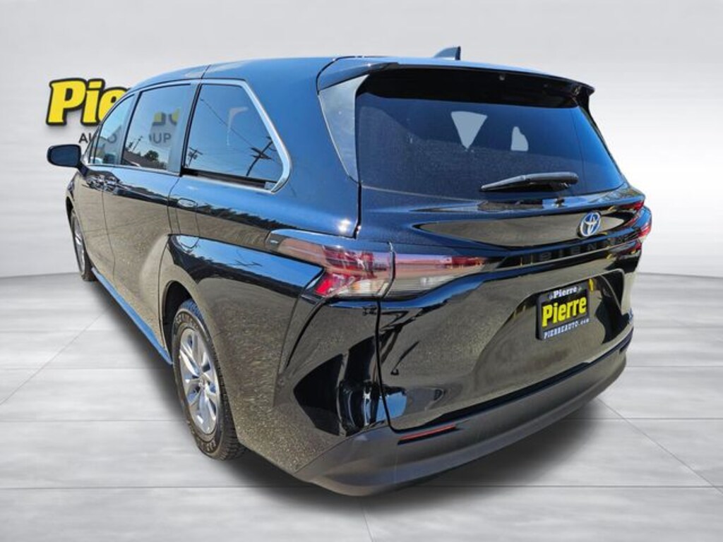 Used 2024 Toyota Sienna LE Van Passenger Van