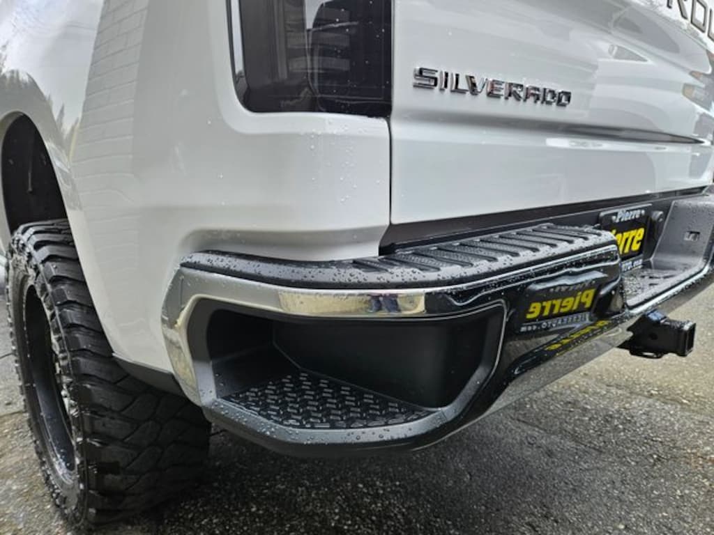 Used 2020 Chevrolet Silverado 1500 LT Truck Crew Cab