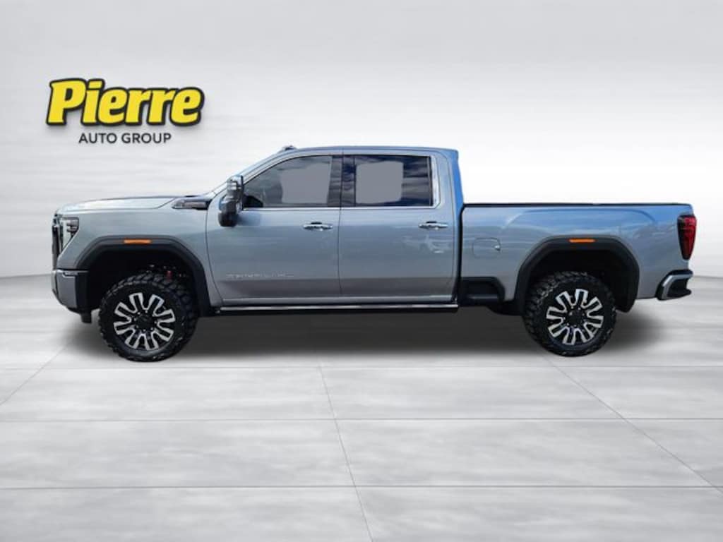 Used 2025 GMC Sierra 2500HD Denali Ultimate Truck Crew Cab