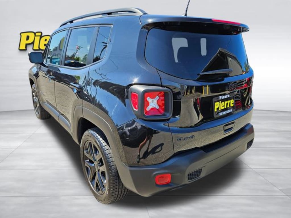 Used 2023 Jeep Renegade Altitude SUV
