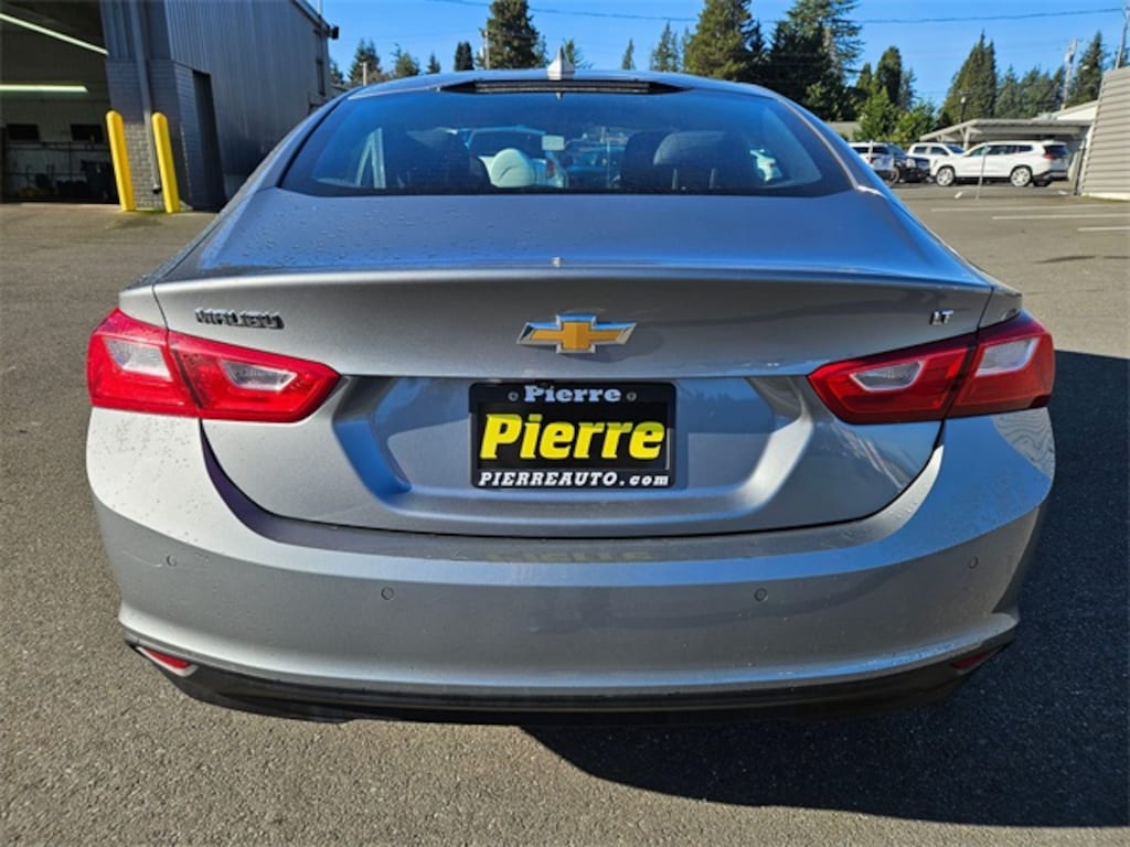Used 2024 Chevrolet Malibu LT Sedan