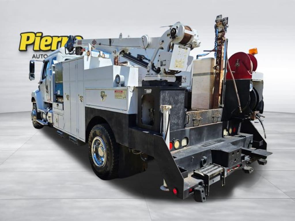 Used 2010 Freightliner M2 Business Chassis
