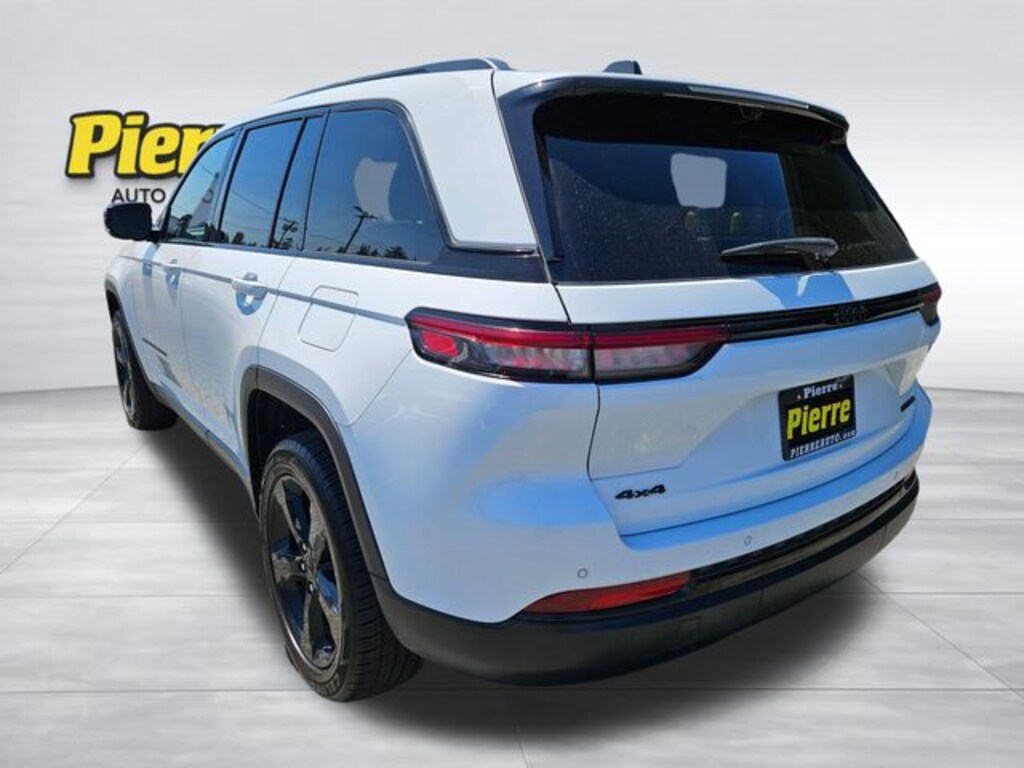 Used 2023 Jeep Grand Cherokee Limited SUV