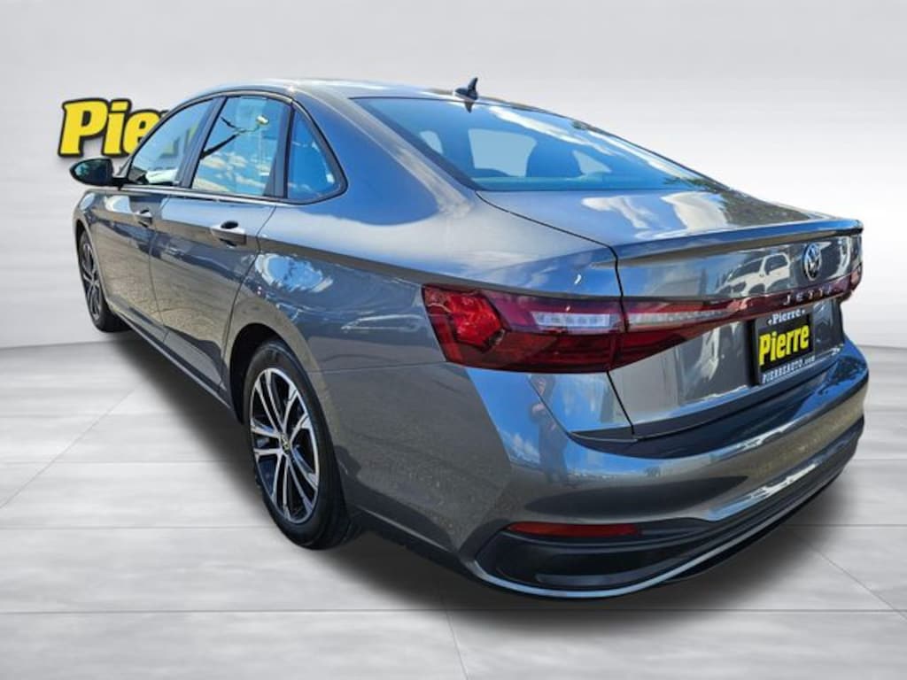 Used 2025 Volkswagen Jetta 1.5T Sport Sedan