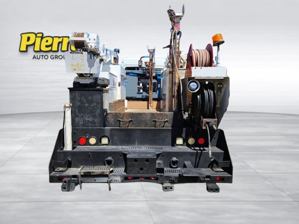 Used 2010 Freightliner M2 Business Chassis