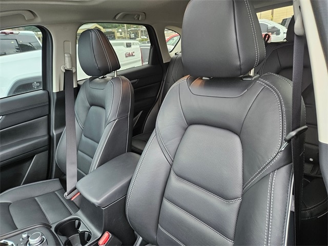 2024 Mazda CX-5 2.5 S Preferred photo 4