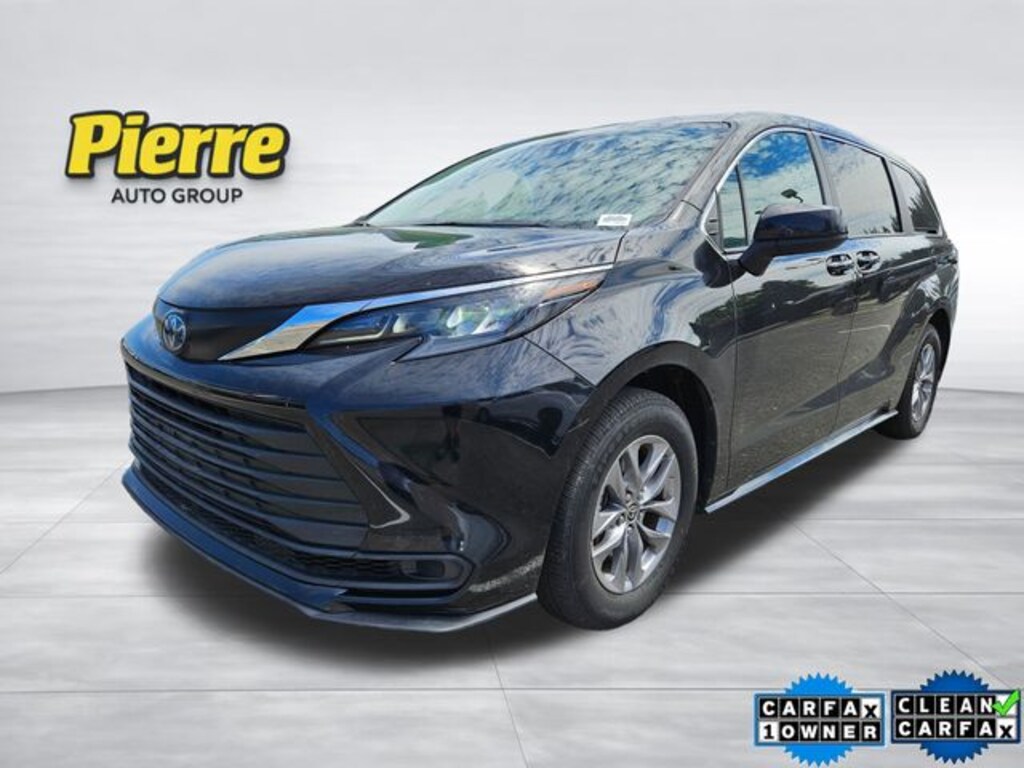 Used 2024 Toyota Sienna LE Van Passenger Van