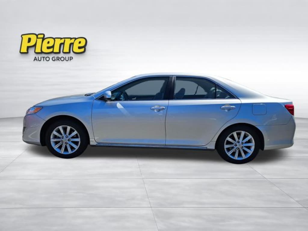 Used 2012 Toyota Camry XLE Sedan