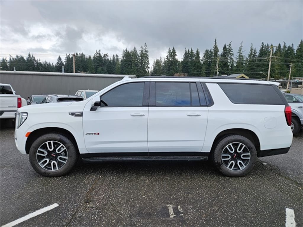 Used 2021 GMC Yukon XL AT4 SUV