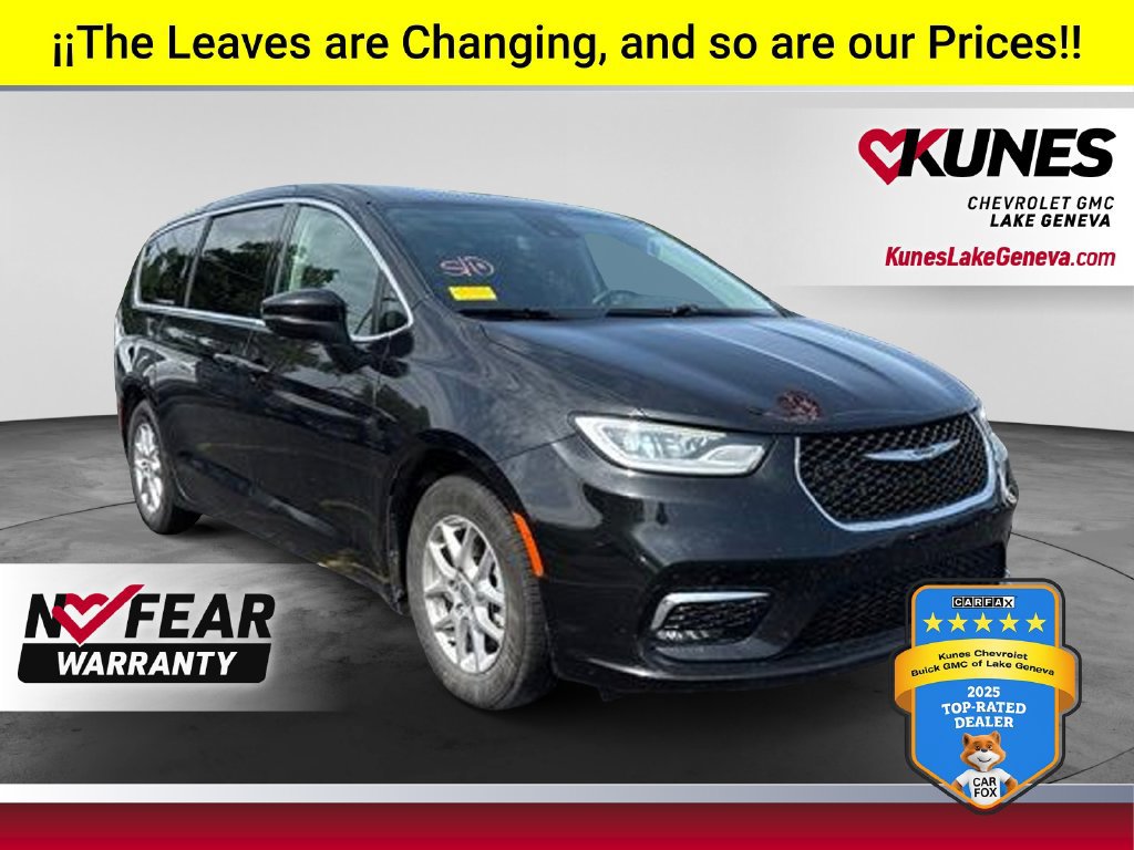 Used 2023 Chrysler Pacifica Touring L