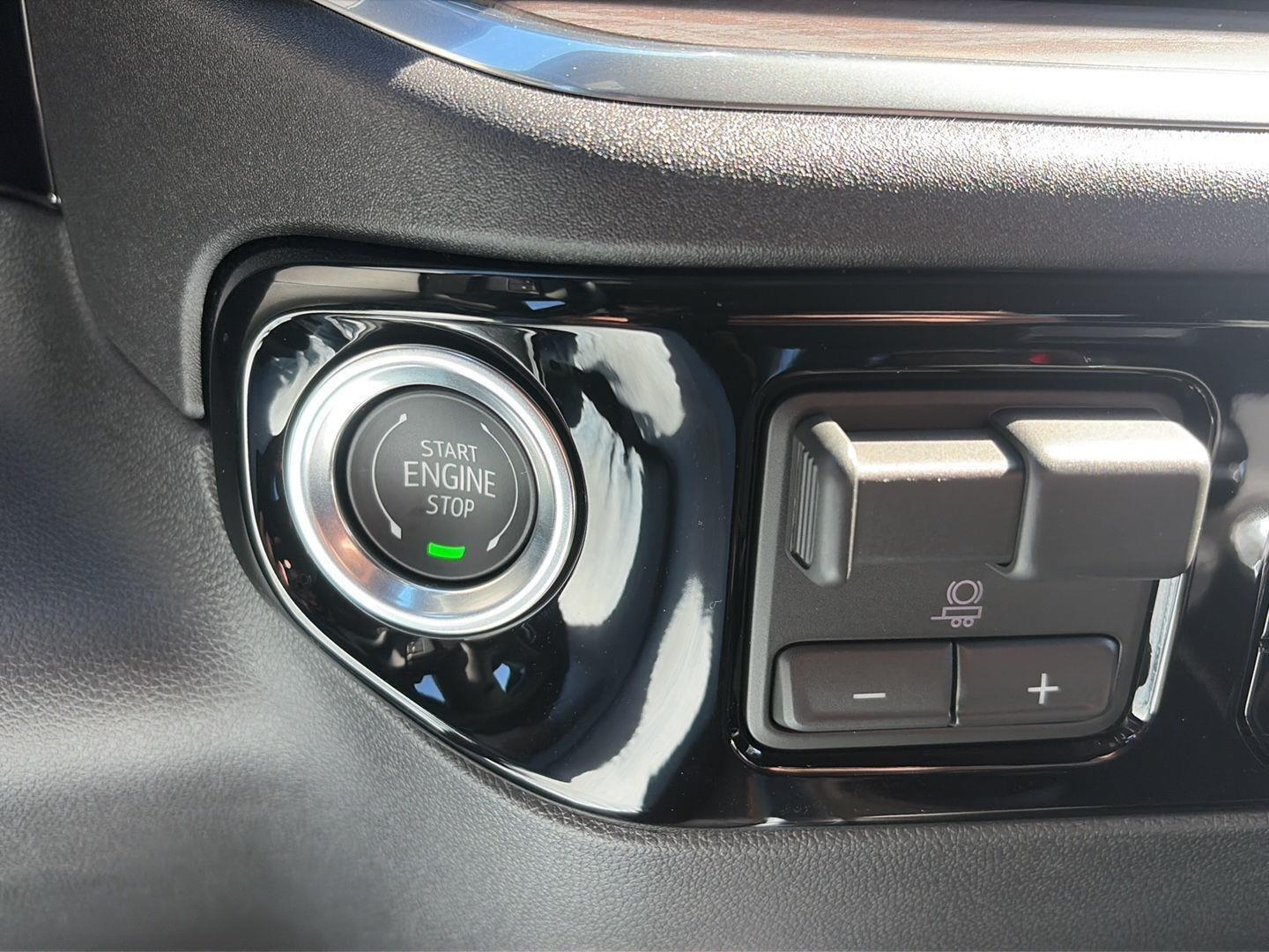 2026 GMC Sierra 1500 SLT - Photo 22