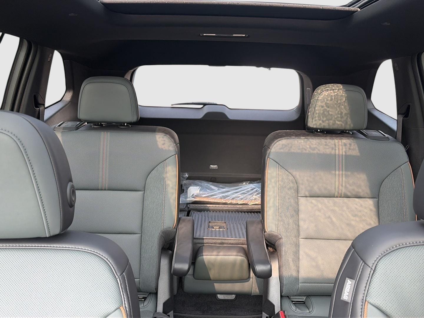 2026 GMC Acadia AT4 - Photo 35