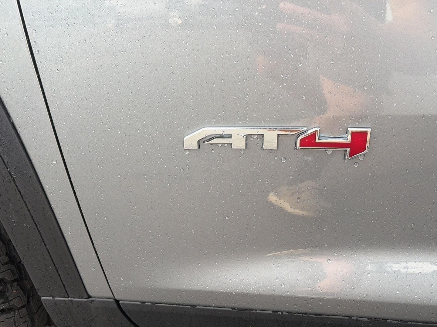 2026 GMC Acadia AT4 - Photo 12