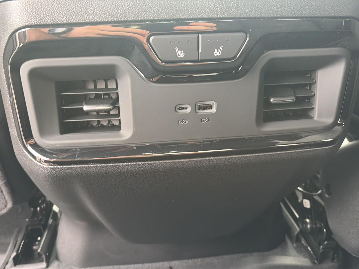 2026 GMC Sierra 1500 AT4X - Photo 57