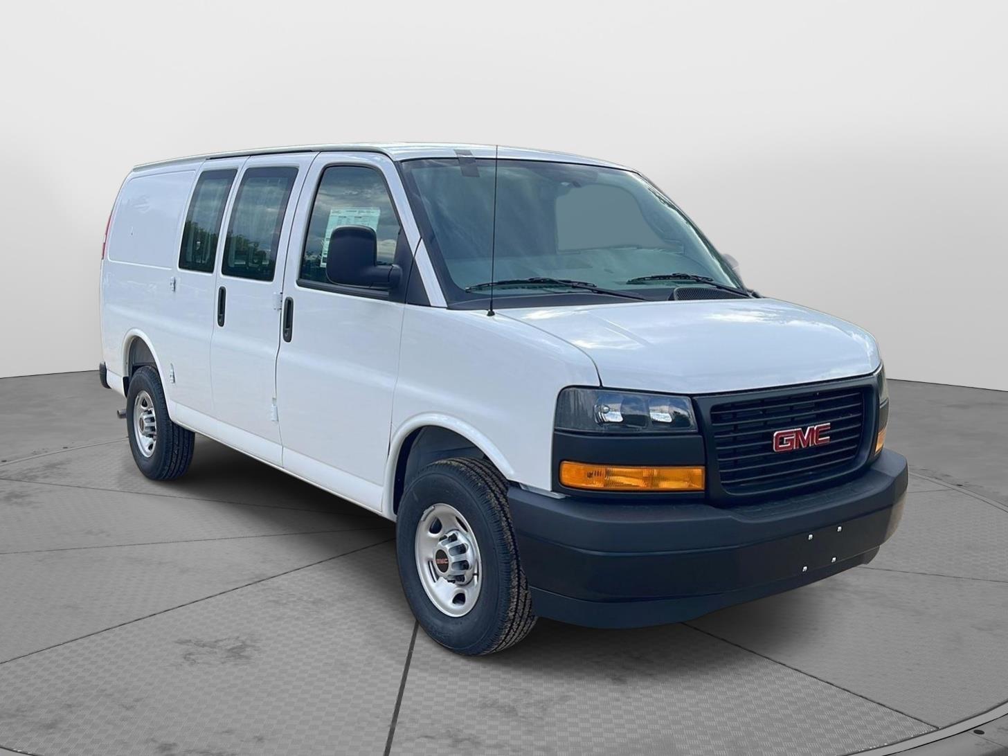 2026 GMC Savana Cargo Work Van - Photo 21