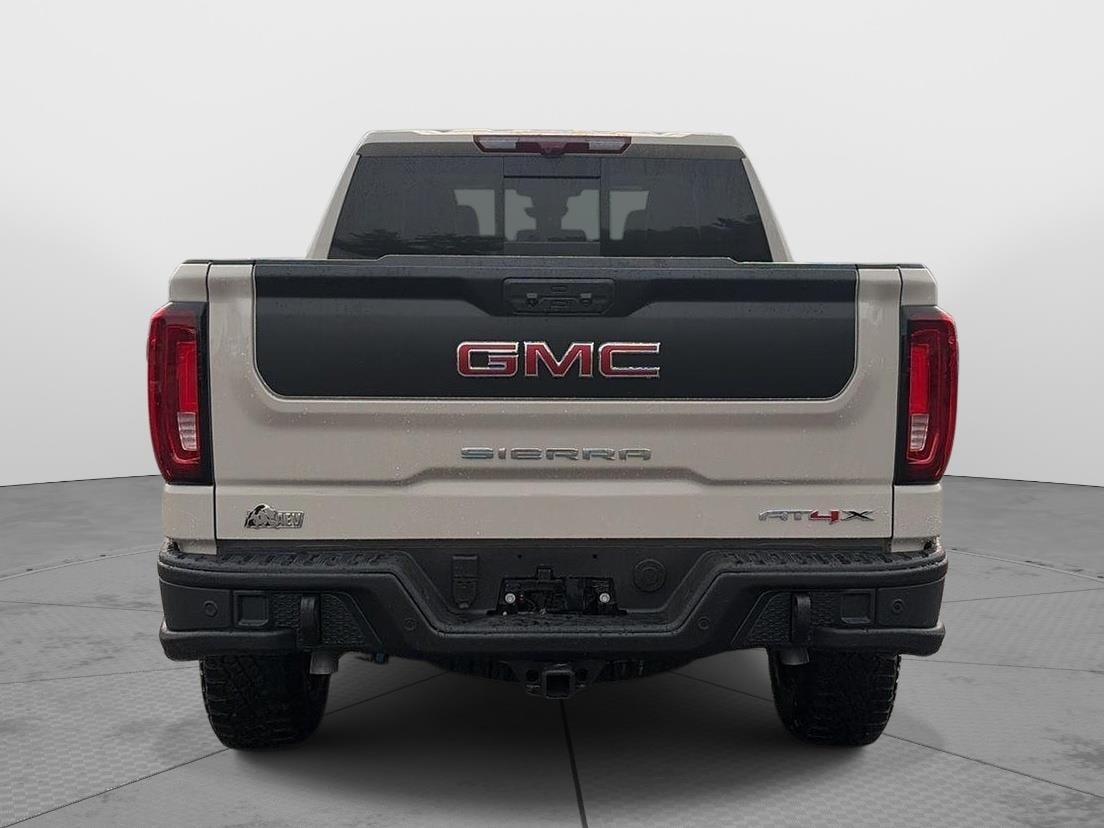 2026 GMC Sierra 1500 AT4X - Photo 8