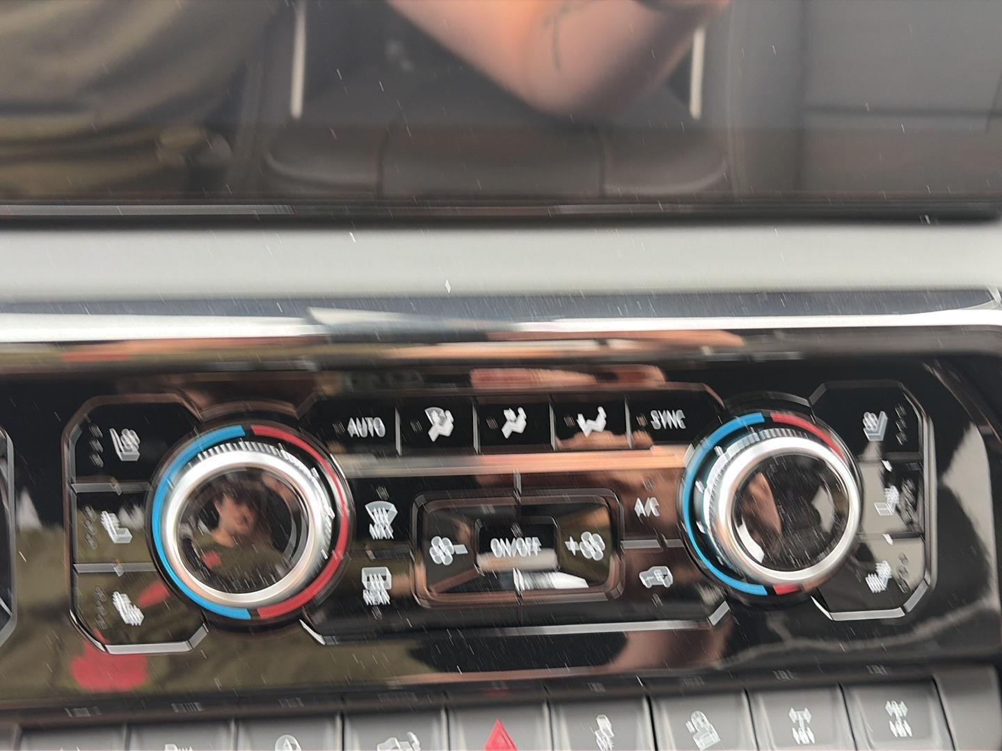 2026 GMC Sierra 1500 AT4X - Photo 43