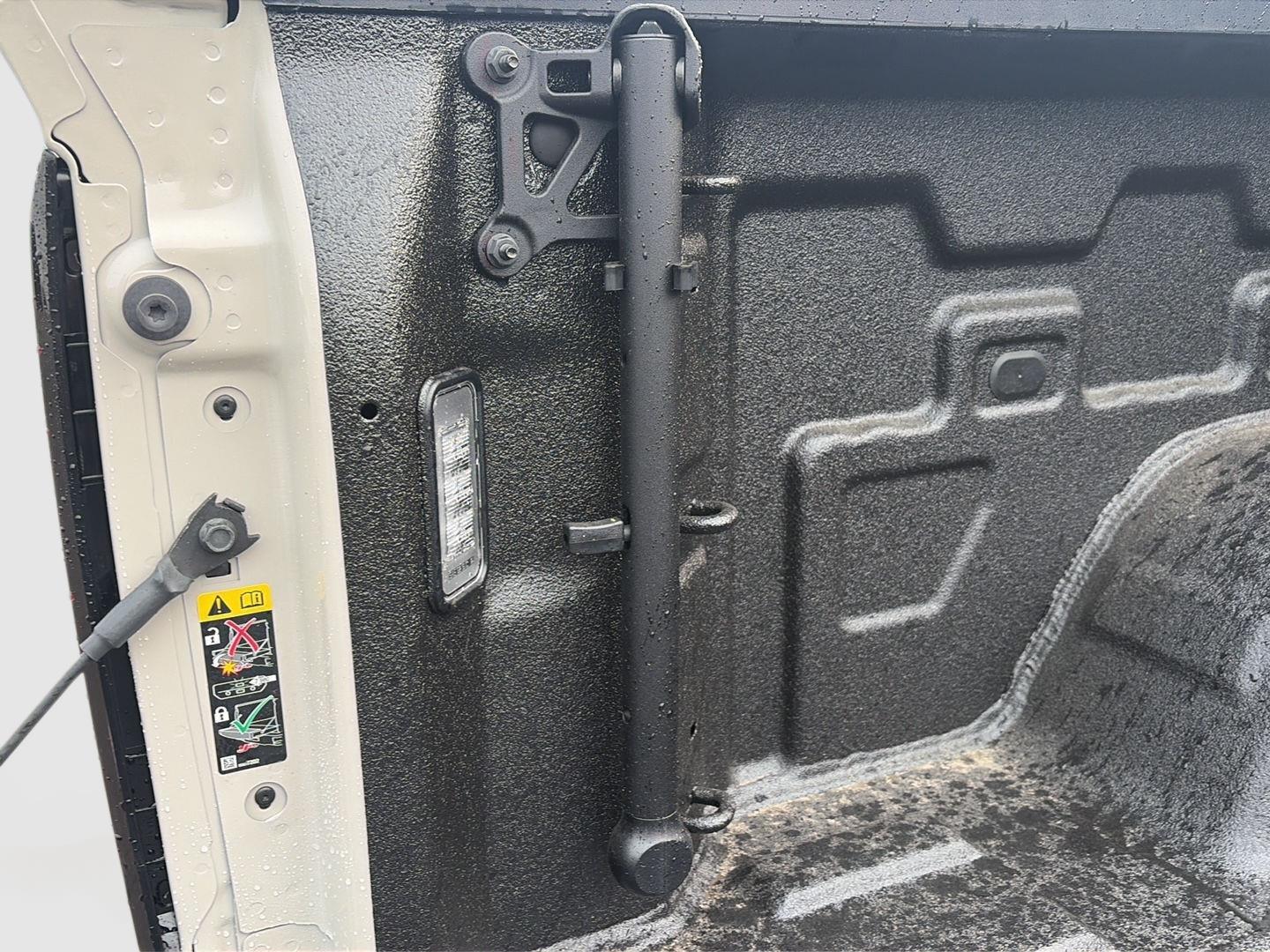 2026 GMC Sierra 1500 AT4X - Photo 21