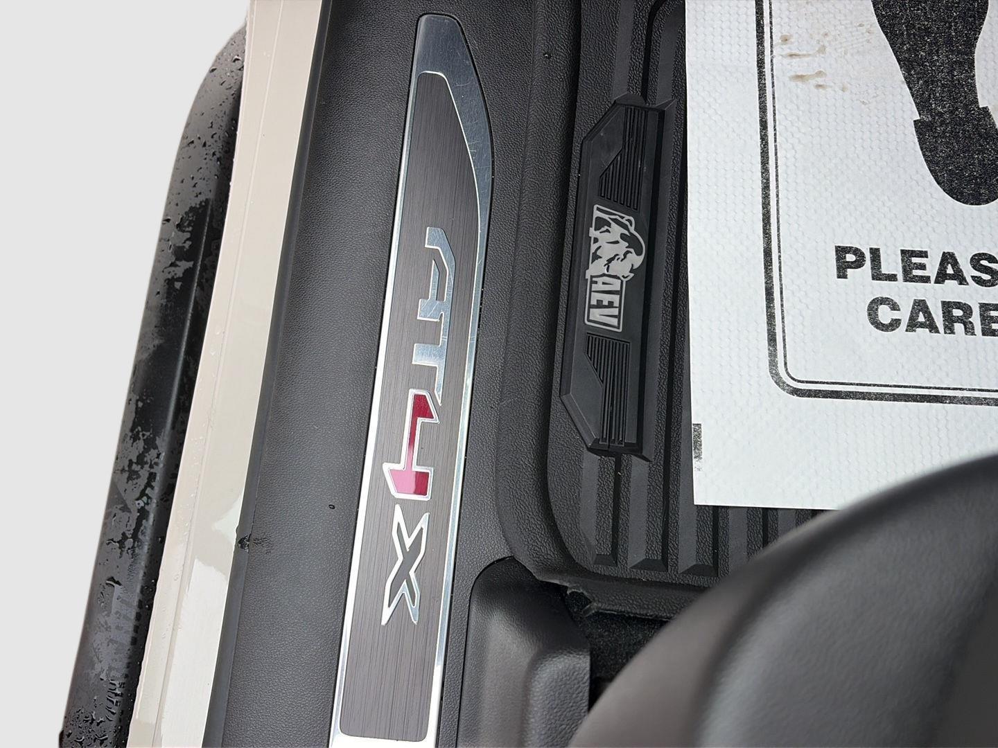 2026 GMC Sierra 1500 AT4X - Photo 31