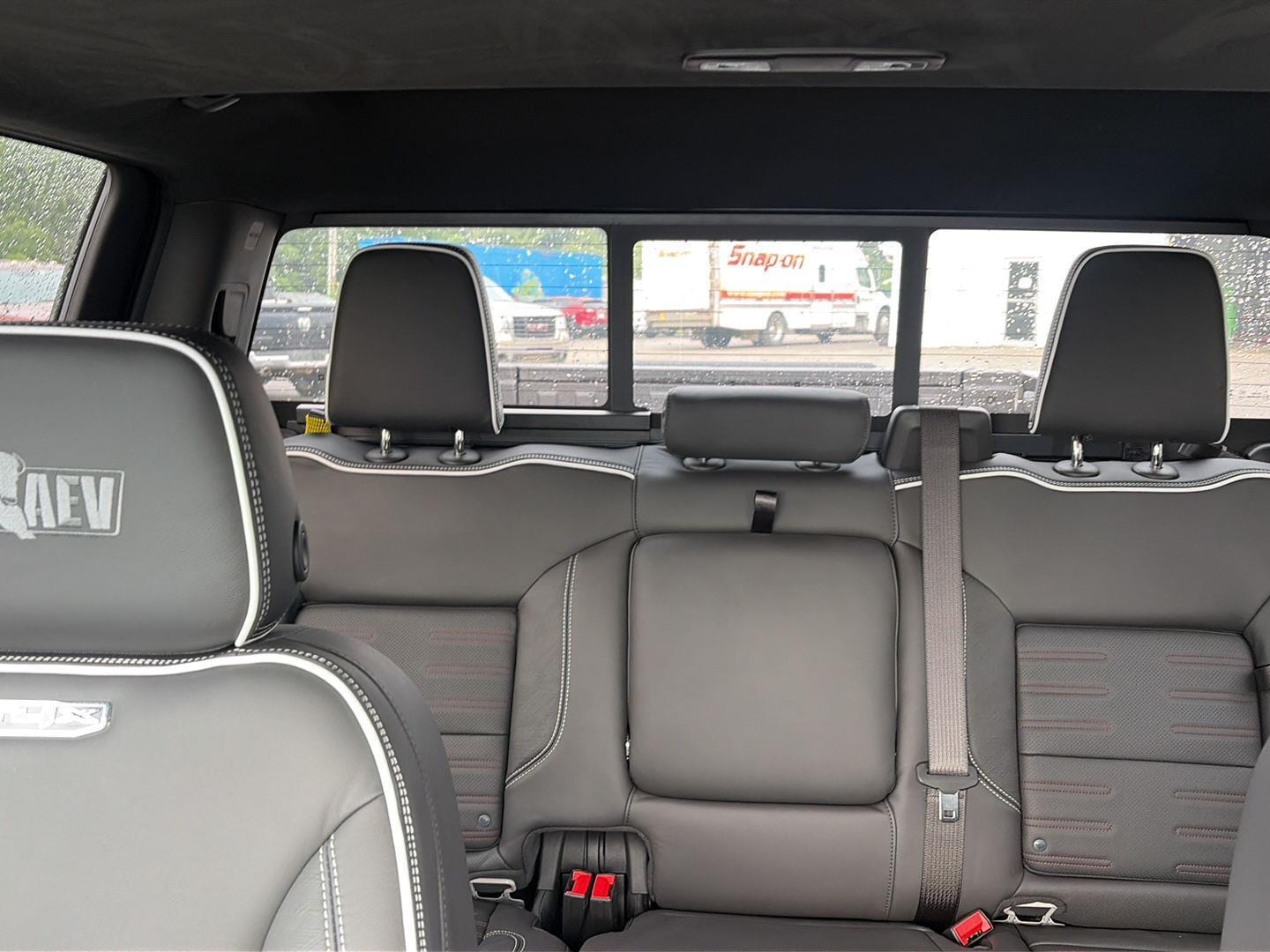 2026 GMC Sierra 1500 AT4X - Photo 53