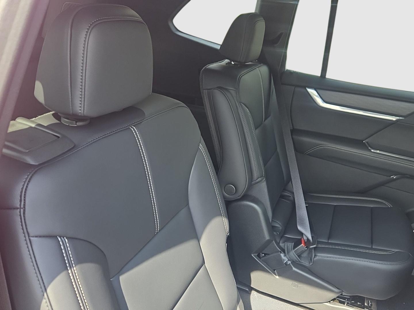 2026 GMC Acadia Elevation - Photo 20