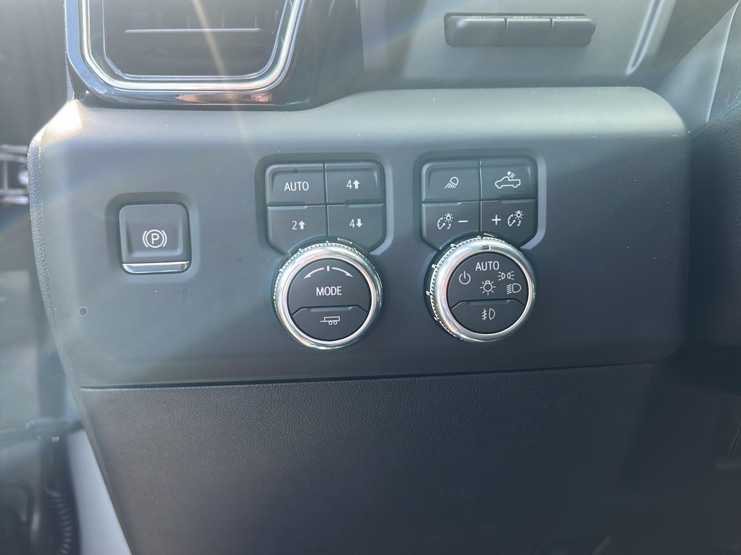 2026 GMC Sierra 2500HD Denali - Photo 14