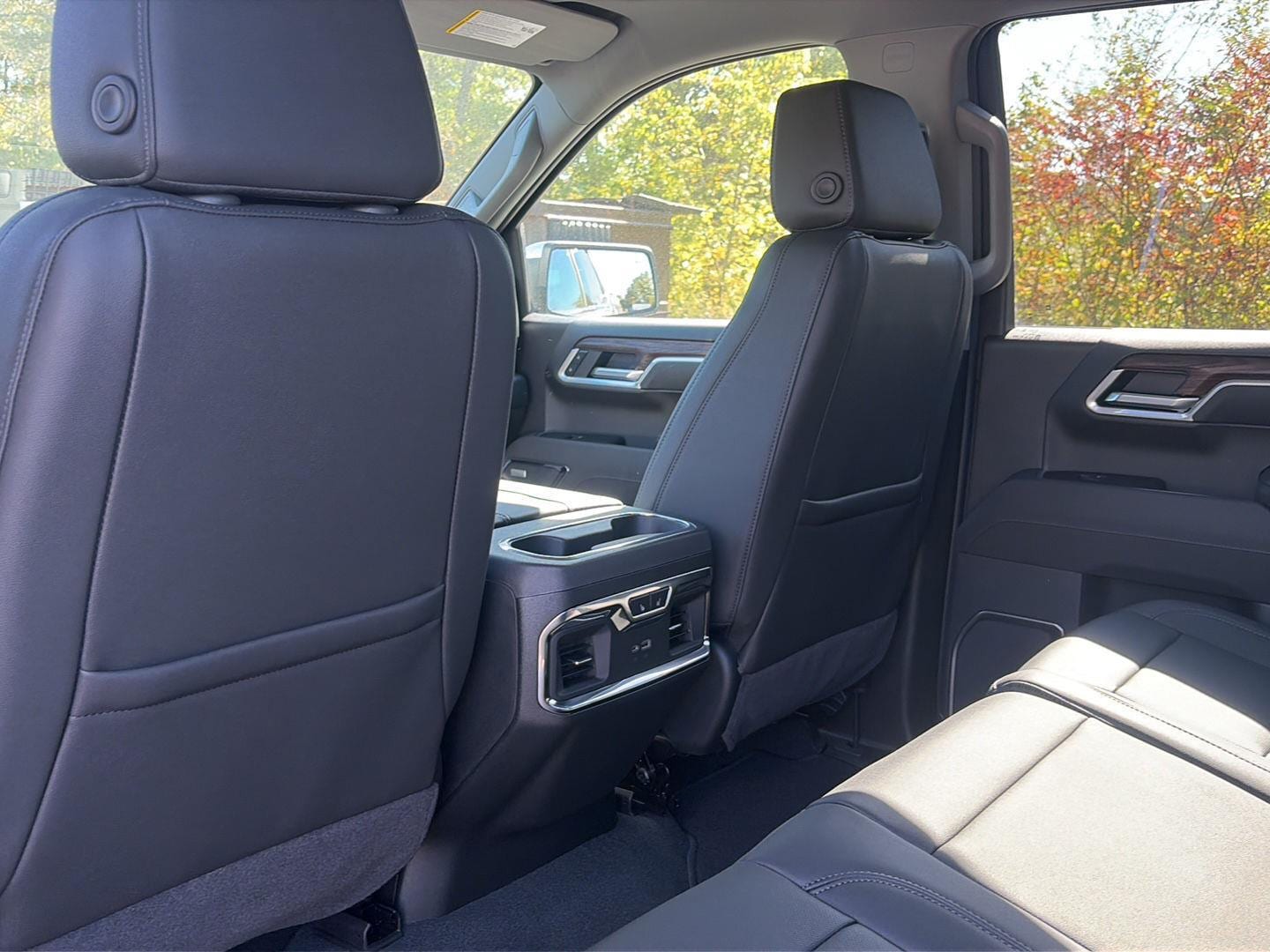 2026 GMC Sierra 1500 SLT - Photo 29