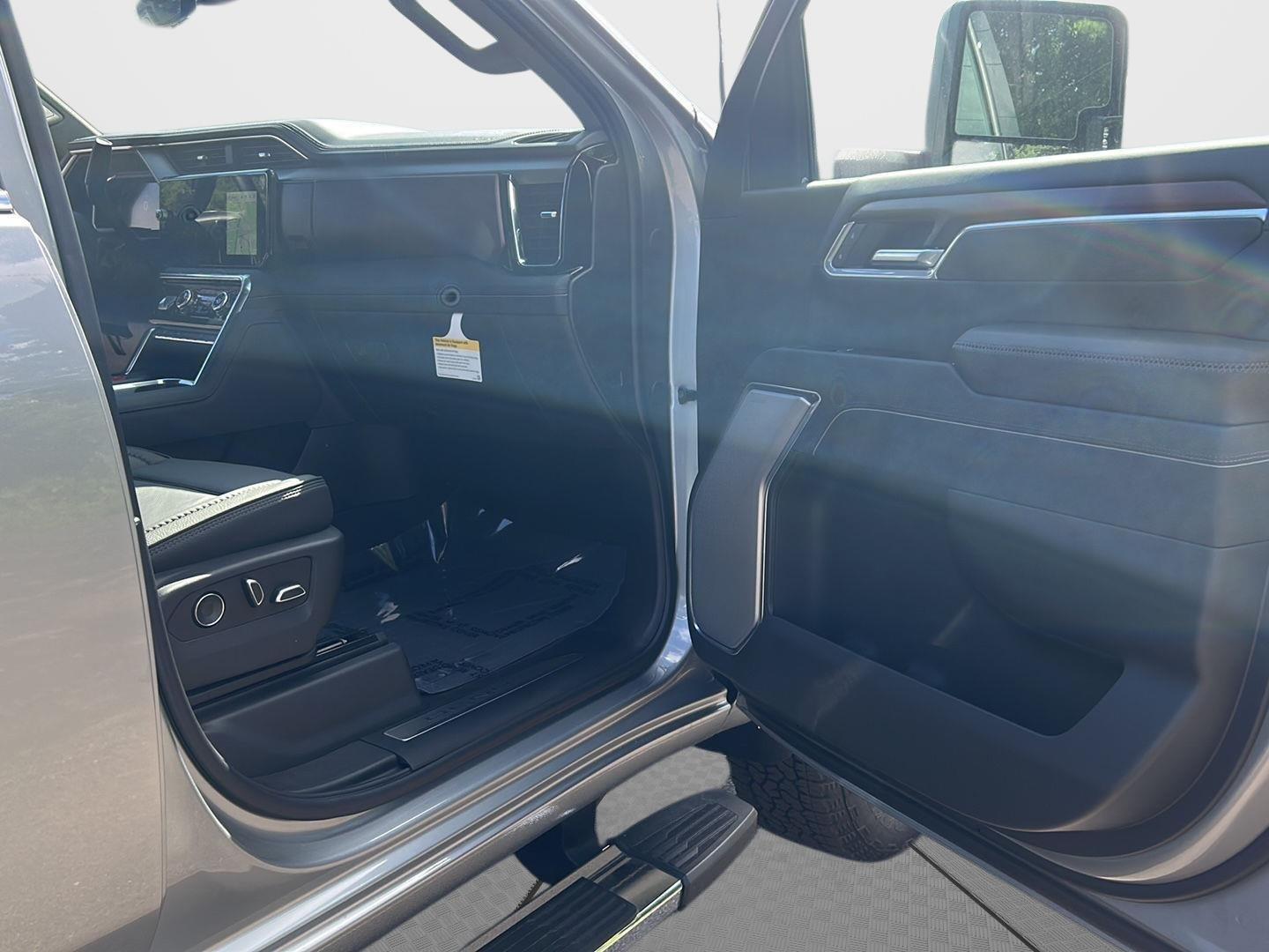 2026 GMC Sierra 2500HD Denali - Photo 30