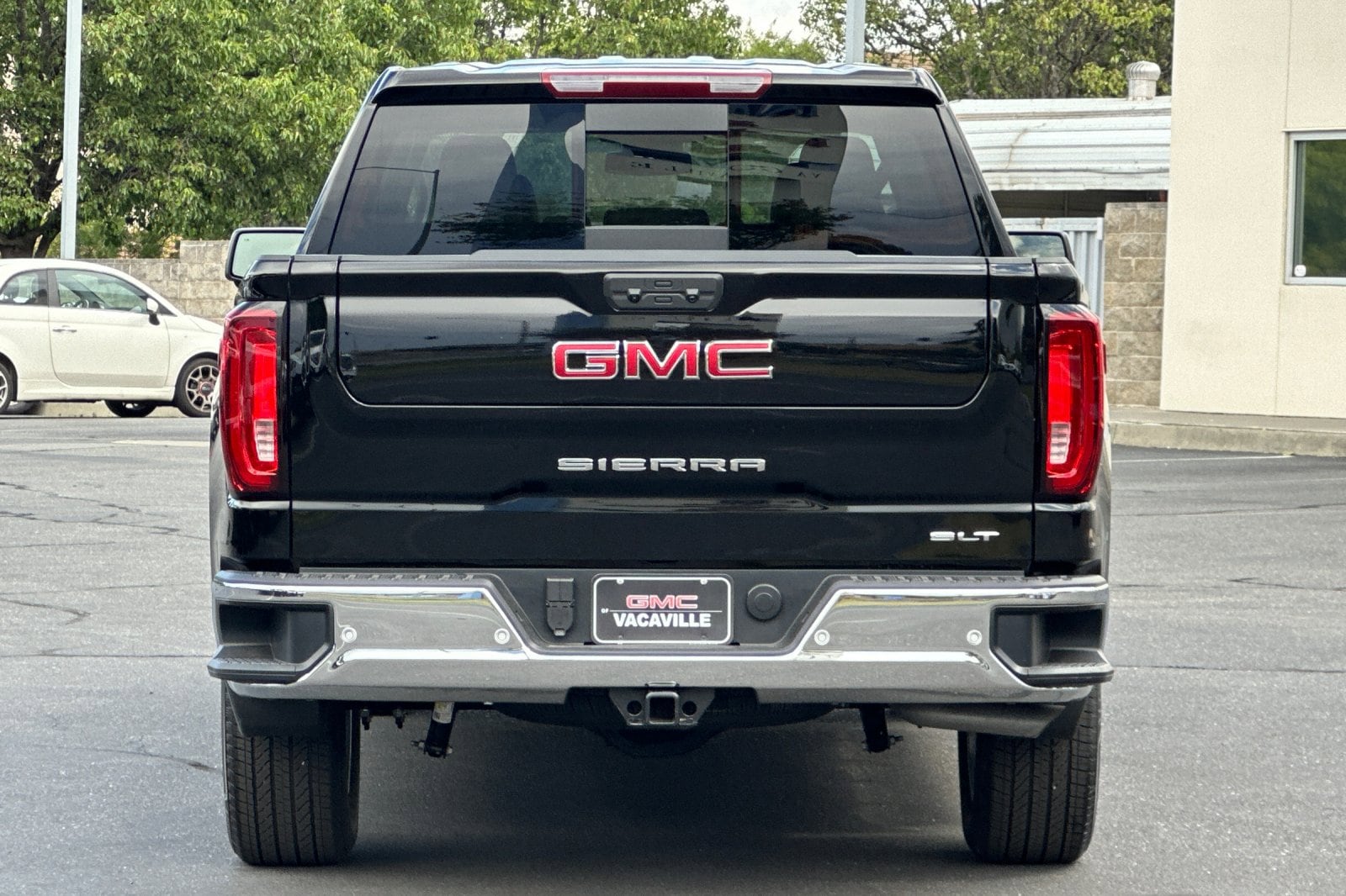 2026 GMC Sierra 1500 SLT - Photo 6