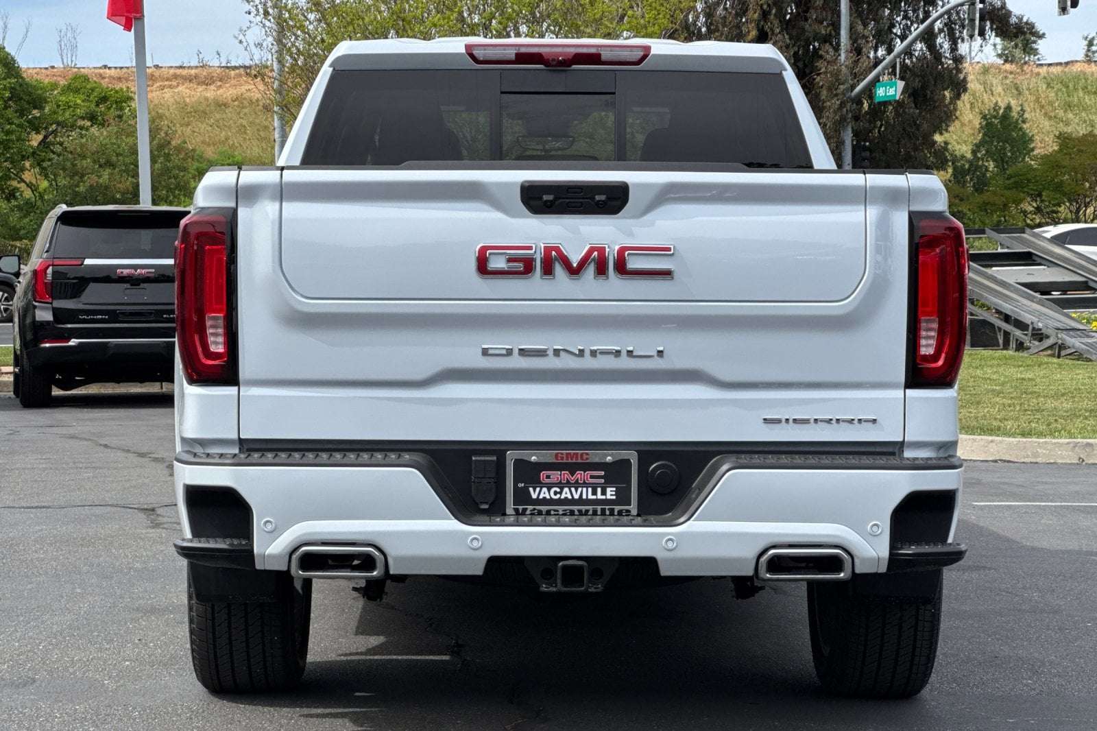 2026 GMC Sierra 1500 Denali photo 5